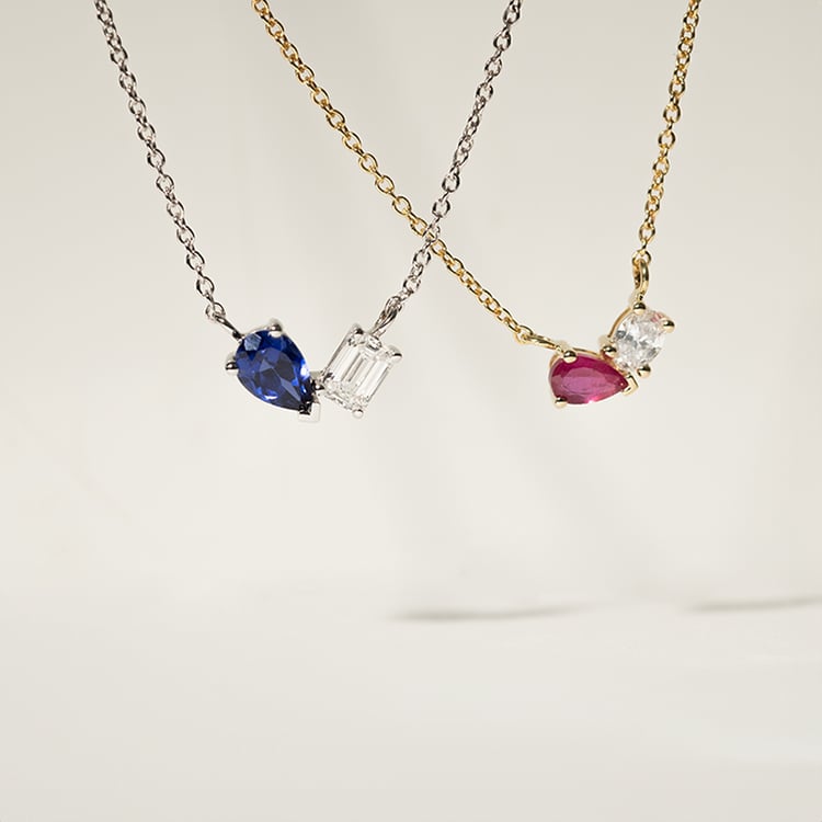 Náhrdelník Toi et Moi s lab-grown diamantom a zafírom Amandine 134779