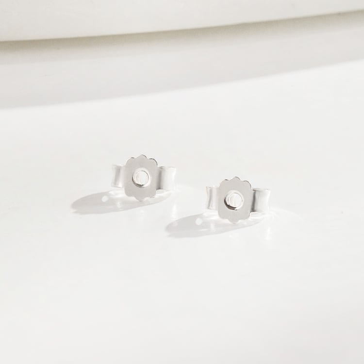 Náušnicové puzety z platiny Lora 166430