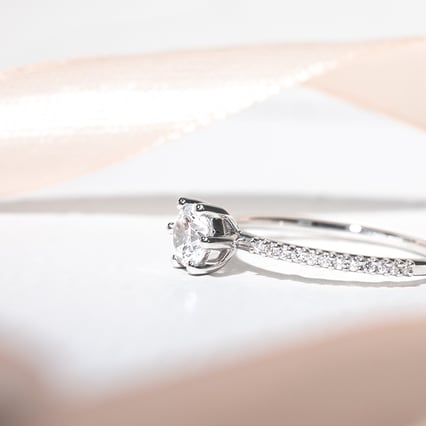 Zásnubný prsteň s lab-grown diamantmi Deloris