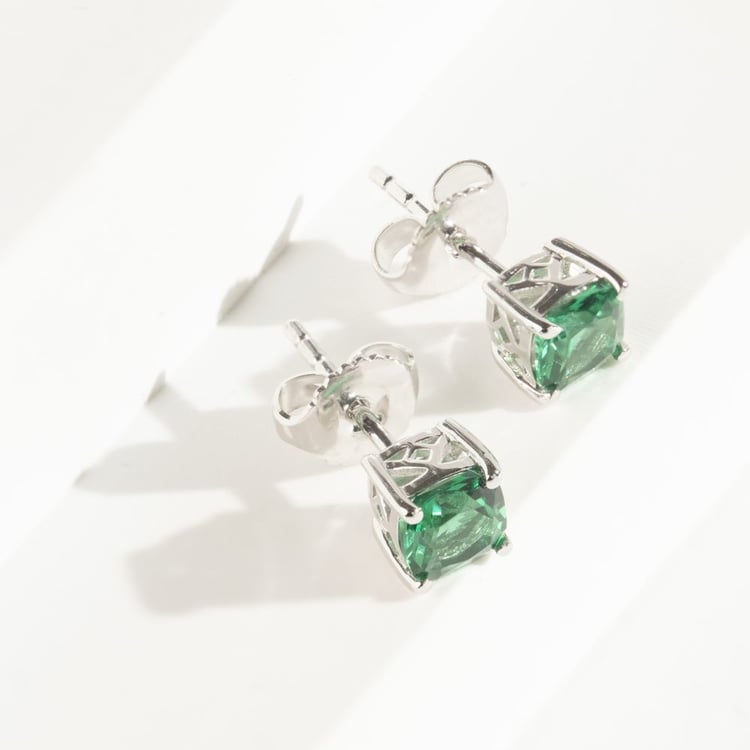 Strieborné náušnice so simulovanými smaragdmi 163299