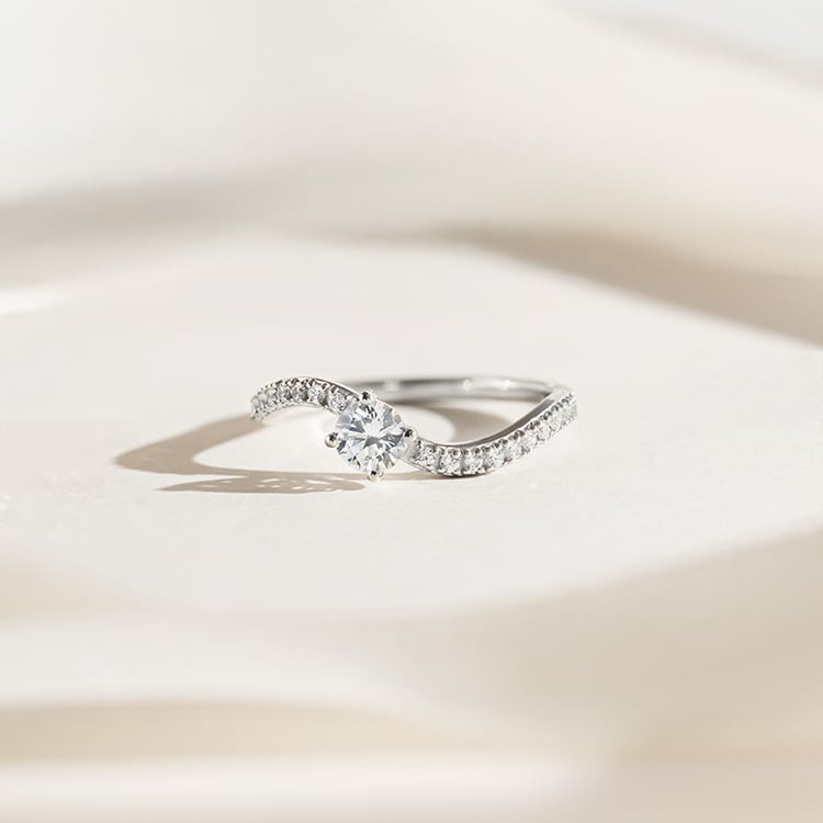 Zásnubný prsteň s lab-grown diamantom 155166