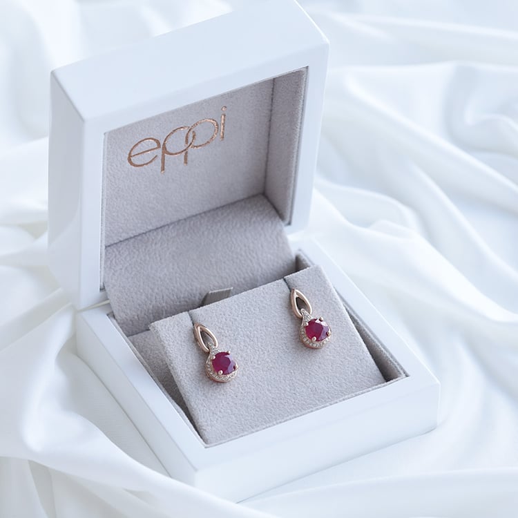 Náušnice s rubínmi 93379