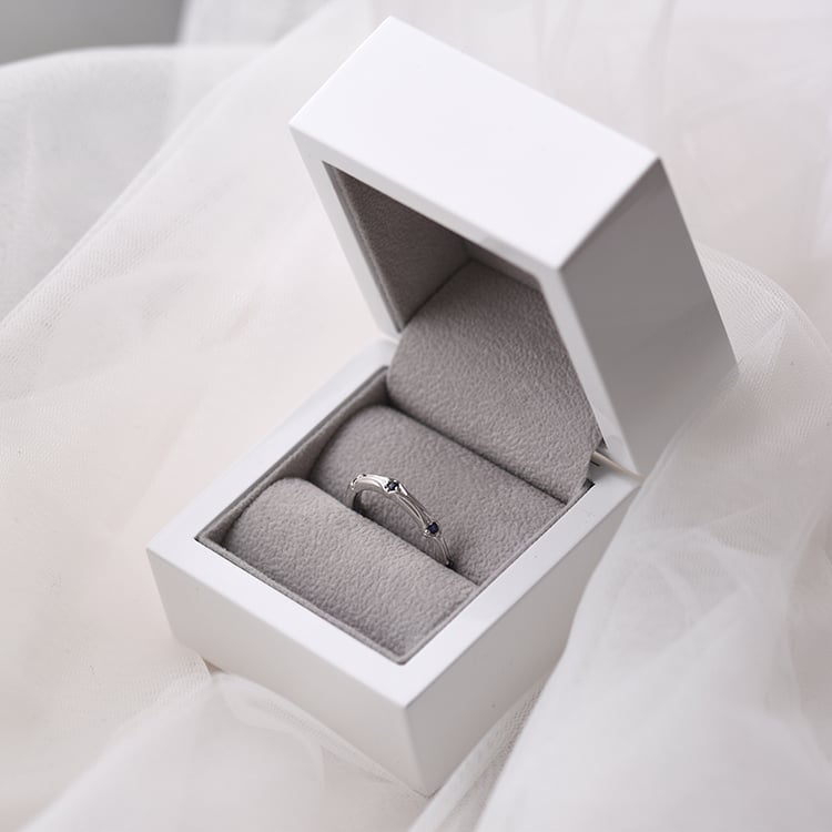 Zafírový prsteň zo striebra 58692