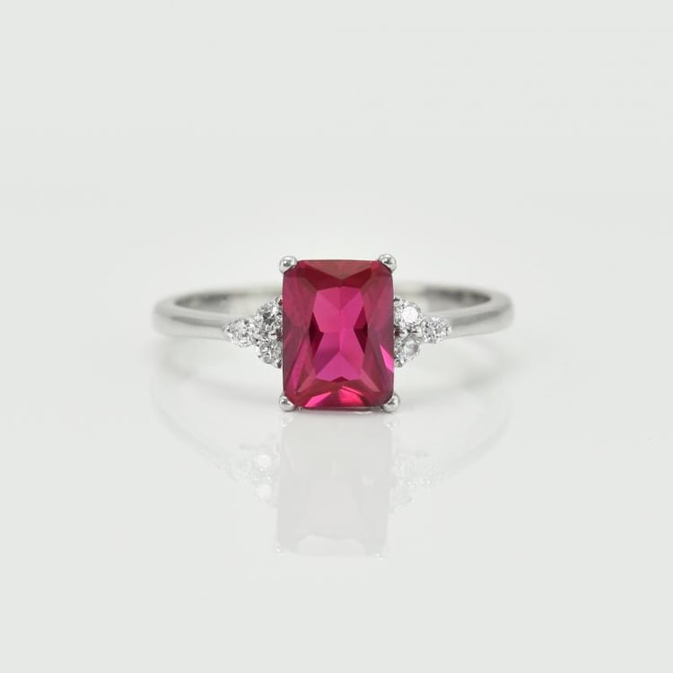 Prsteň s rubínom z diamantmi 15590