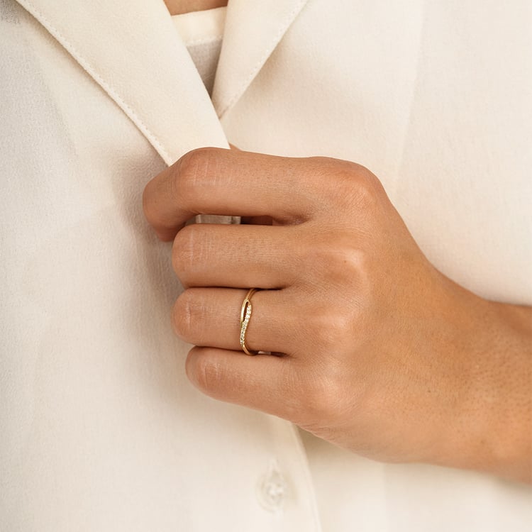 Atypický prsteň zo zlata s lab-grown diamantmi Terje 163032