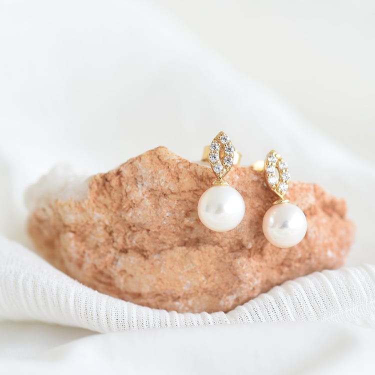Zlaté náušnice s perlami a zirkónmi 93712