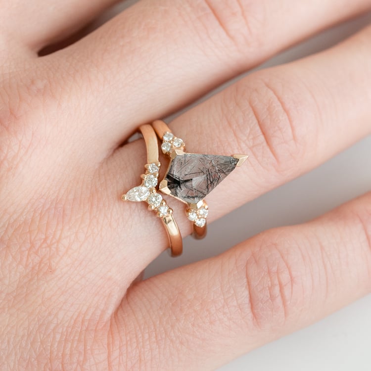 Vykrojená obrúčka s diamantmi Colette 124516