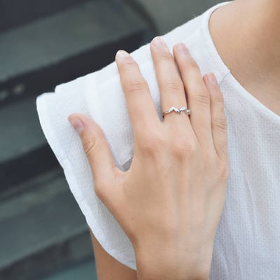 Prstienok so zirkónmi