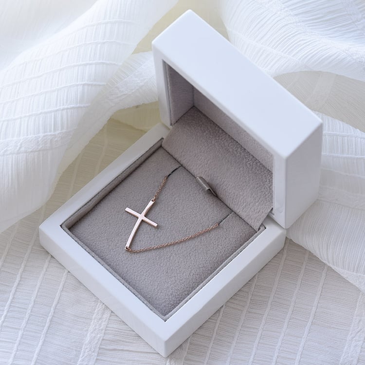 Zlatý náhrdelník križík 72234