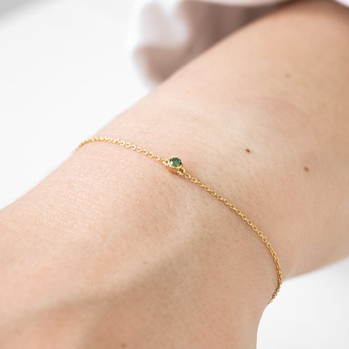 Zlatý minimalistický náramok so zeleným diamantom Lepio