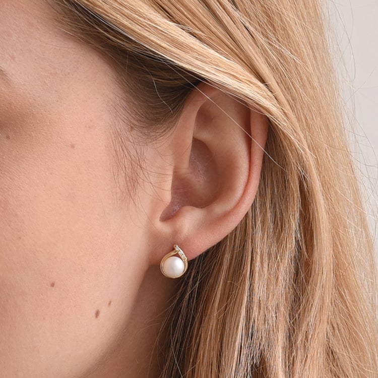 Romantické zlaté náušnice s perlami a zirkónmi 63769