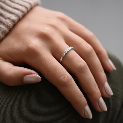 Eternity prsteň s moissanitmi Lona