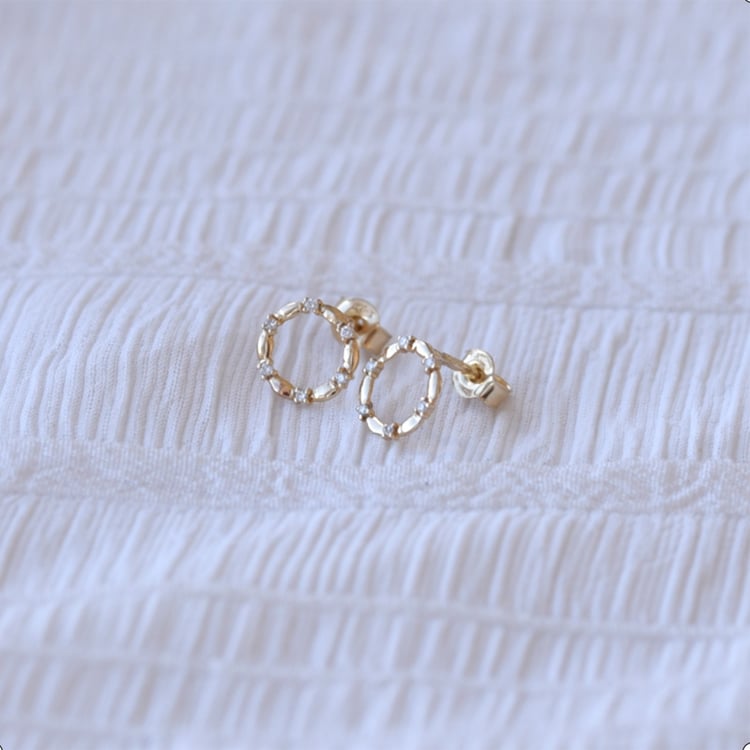 Minimalistické strieborné náušnice 73269