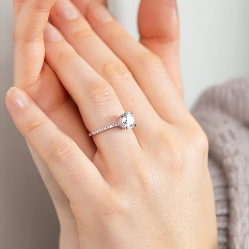 Zásnubný prsteň s diamantmi Prisha