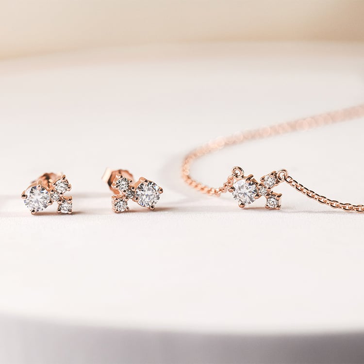 Cluster náhrdelník s ČGL certifikovaným diamantom Millie 153265