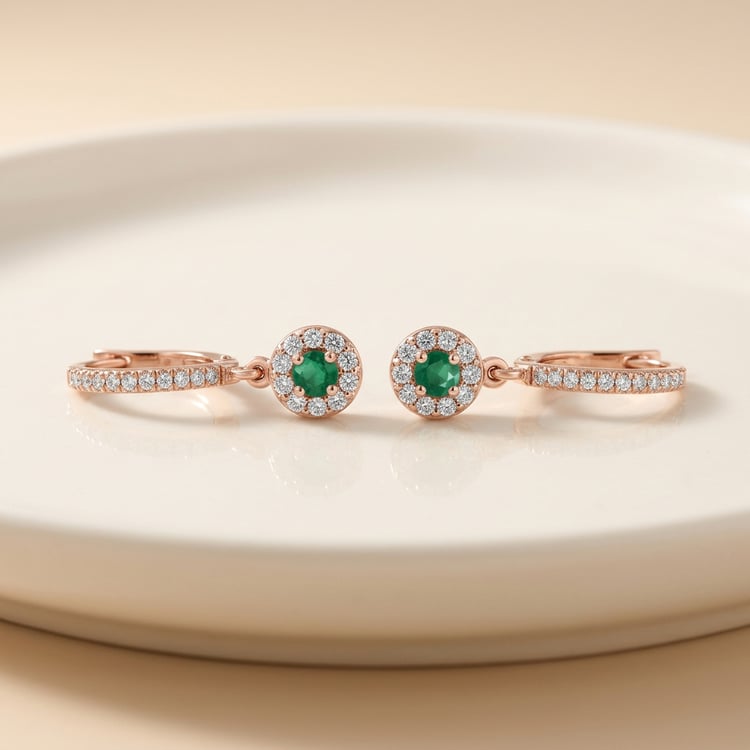Očarujúce strieborné náušnice so smaragdmi a lab-grown diamantmi Donna 171048