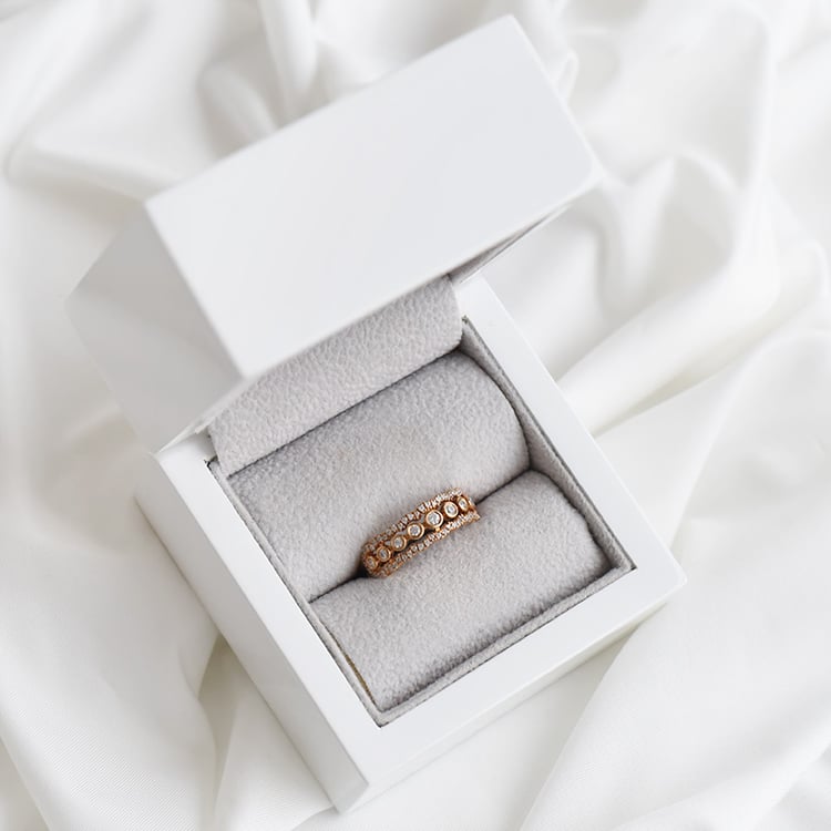 Prsteň z ružového zlata 92793