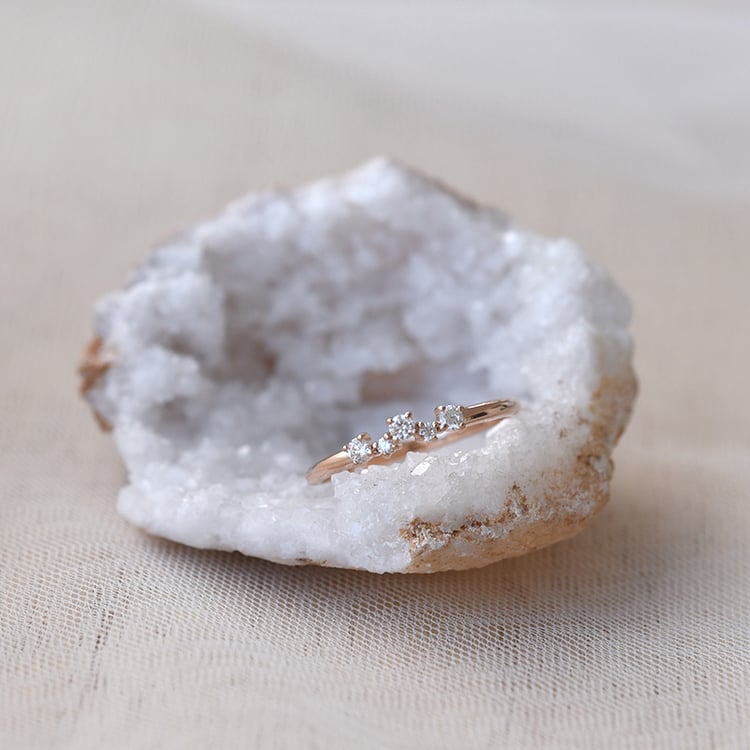 Zásnubný prsteň s diamantmi 67447