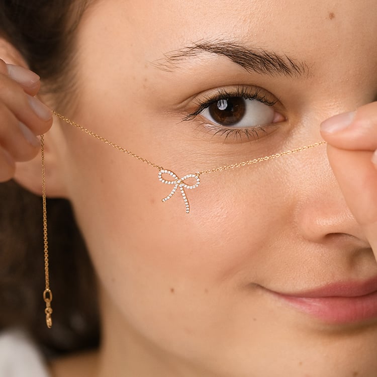 Mašlička v diamantovom náhrdelníku Helyne 153843