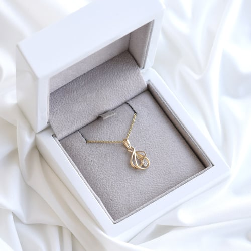 Set atypických zlatých šperkov s diamantom Malene
