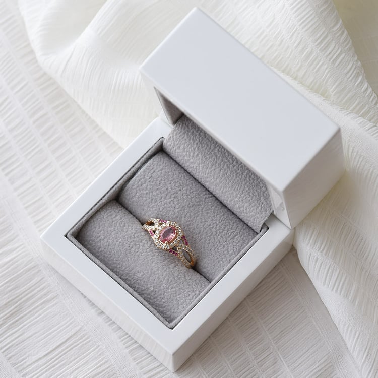 Zlatý prsteň s morganitom 72229