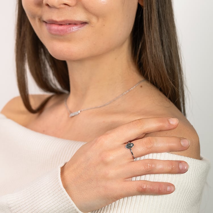 Oválny prsteň s gravírom ruže Malý princ 150627