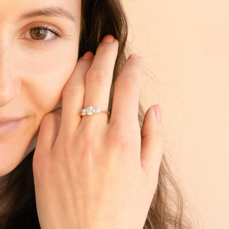 Zásnubný prsteň s 0.75ct IGI certifkovaným lab-grown diamantom Paloma 100977