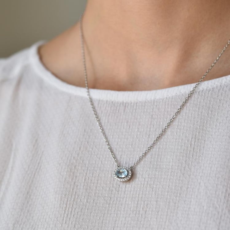 Náhrdelník zo striebra 18839