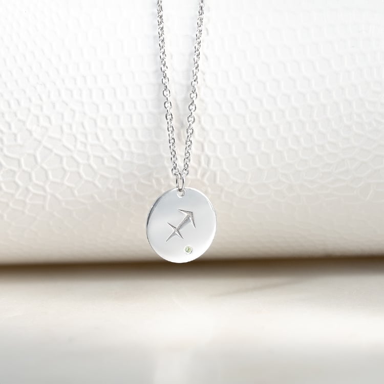 Zlatý prívesok so znamením a olivínom Strelec 133845