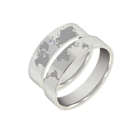 Svadobné obrúčky zo zlata s vygravírovanou zemeguľou a diamantom Yoshi