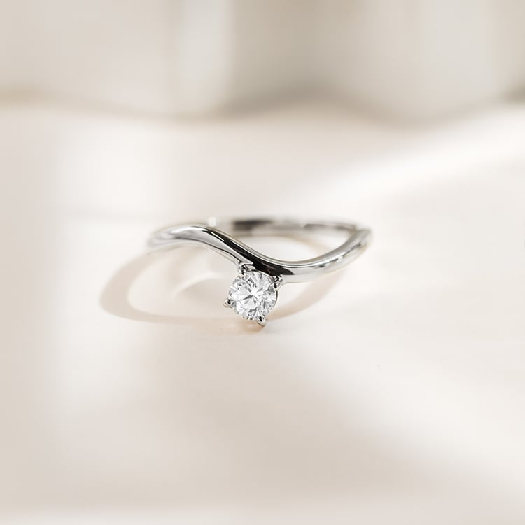 Výnimočný zásnubný prsteň 154788