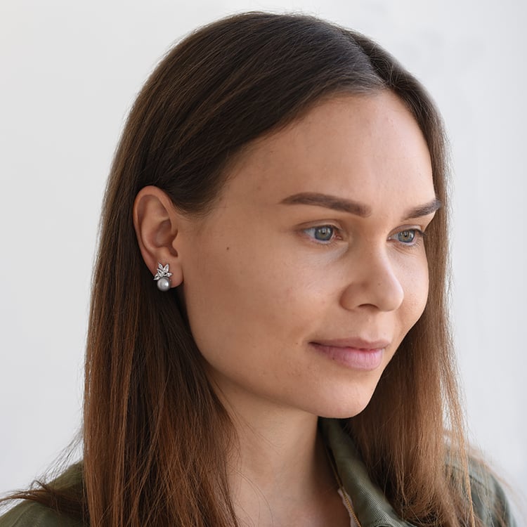 Strieborné perlové náušnice 61337