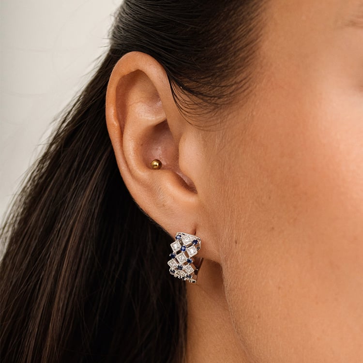 Zlaté kruhové náušnice s diamantmi a zafírmi Solveig 162784