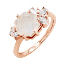 Jedinečný prsteň s mesačným kameňom a moissanitmi Carlie