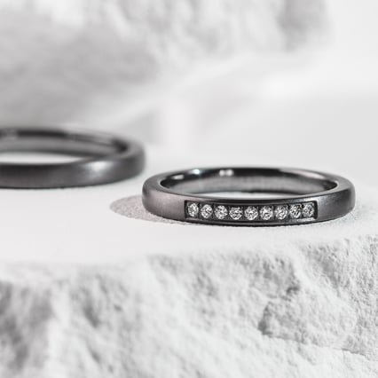 Tantalový prsteň s diamantmi Rille