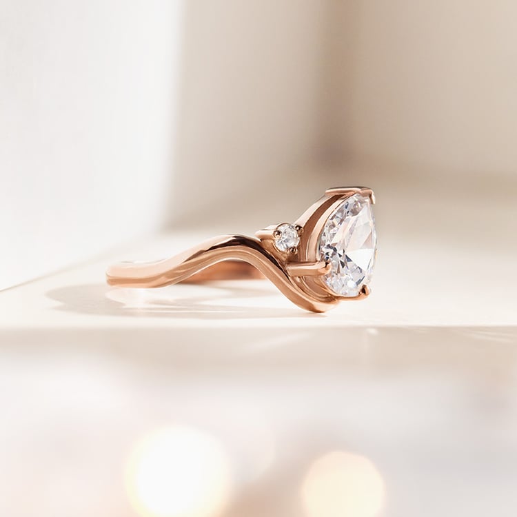 Zvlnený zásnubný prsteň 154946