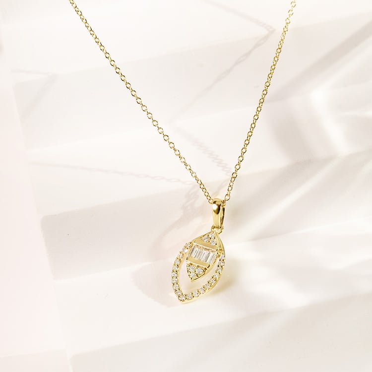 Zlatý prívesok mandľového tvaru s lab-grown diamantmi Einar 161589