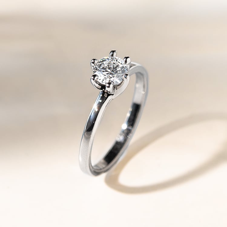 Zásnubný prsteň s diamantom Rabby 141118