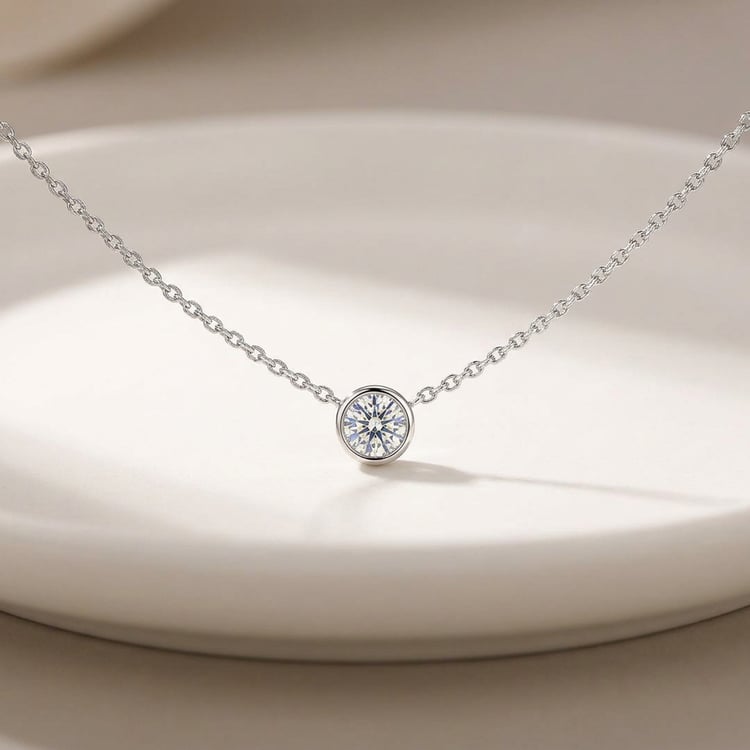 Minimalistický náhrdelník s diamantom Vieny 169705