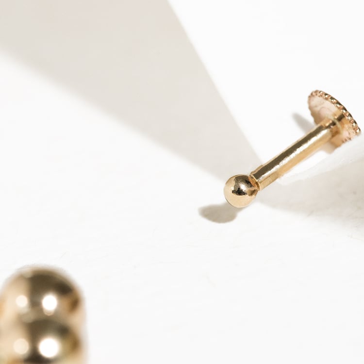 Zlatý labret piercing do ucha Vena 123123