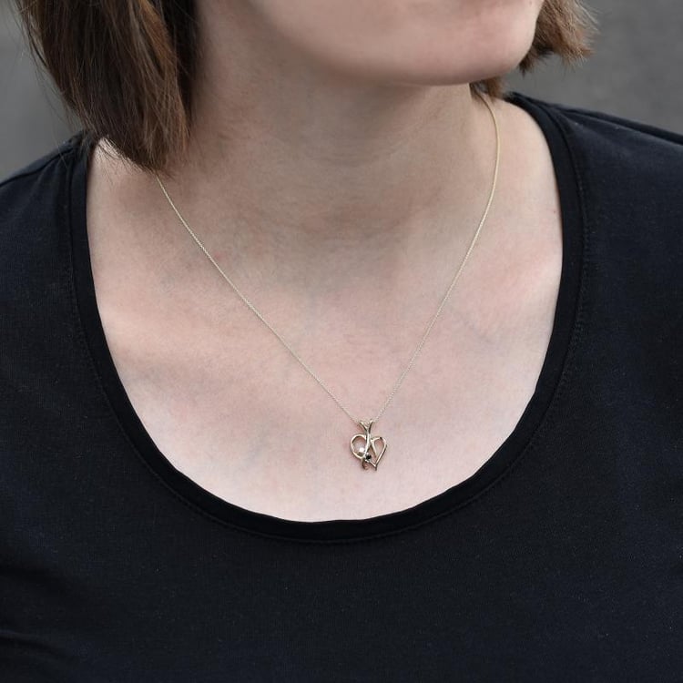 Náhrdelník s diamantmi 31054