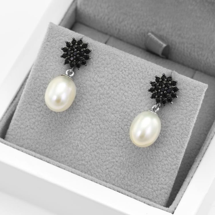 Strieborné visiace náušnice s perlou a zirkónmi 51743