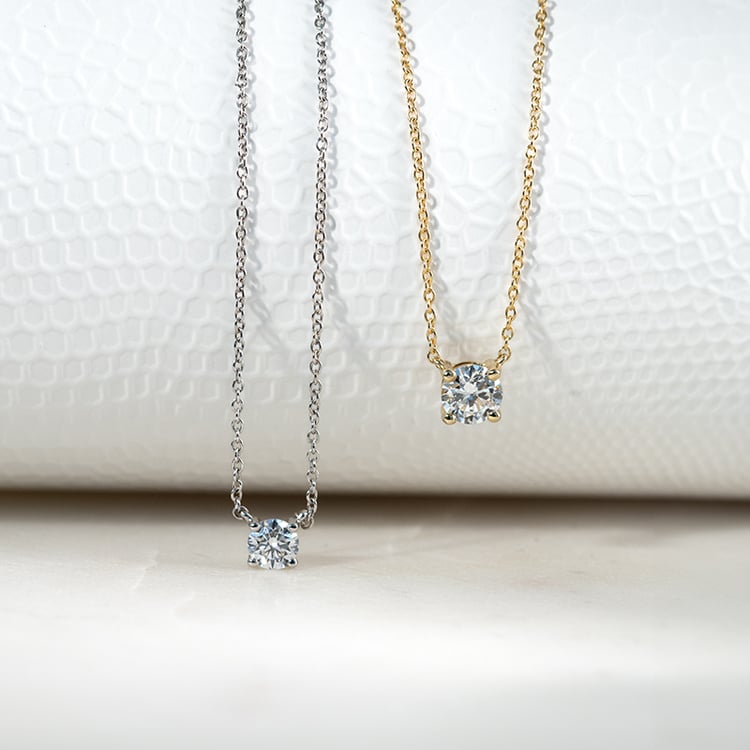 Zlatý náhrdelník s 0.50ct IGI certifikovaným lab-grown diamantom Freya 131480