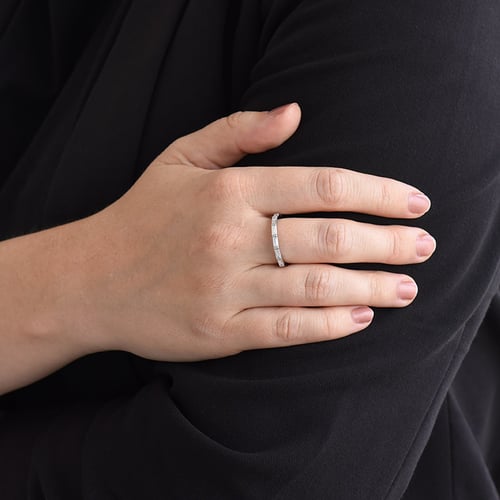 Elegantný prsteň s baguette diamantmi Wioletta