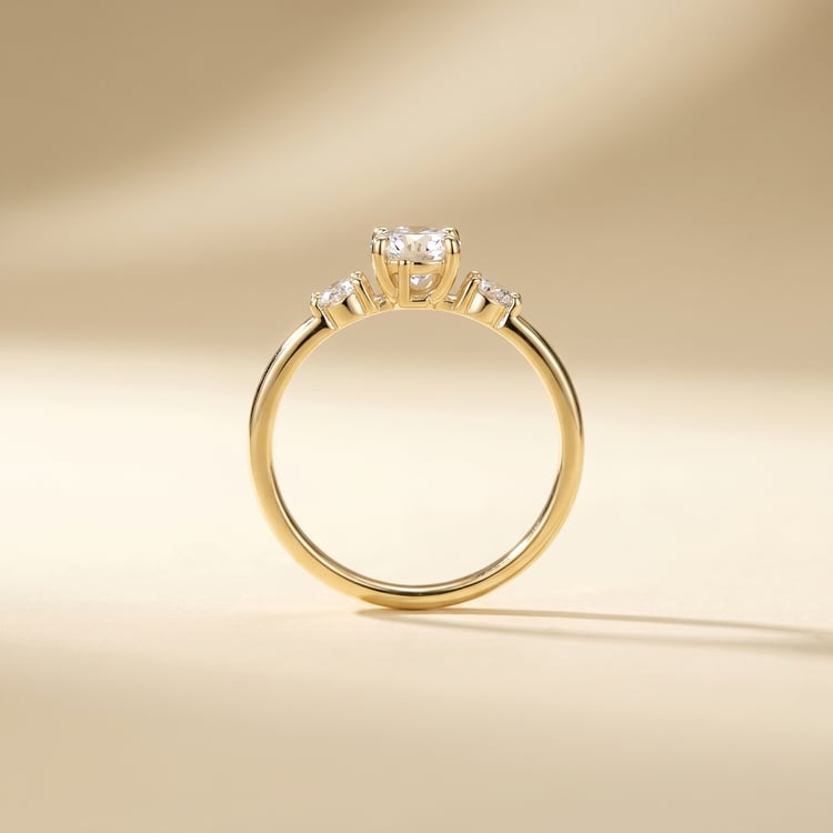 Zásnubný prsteň s výberom písmen a diamantmi Fera 166793