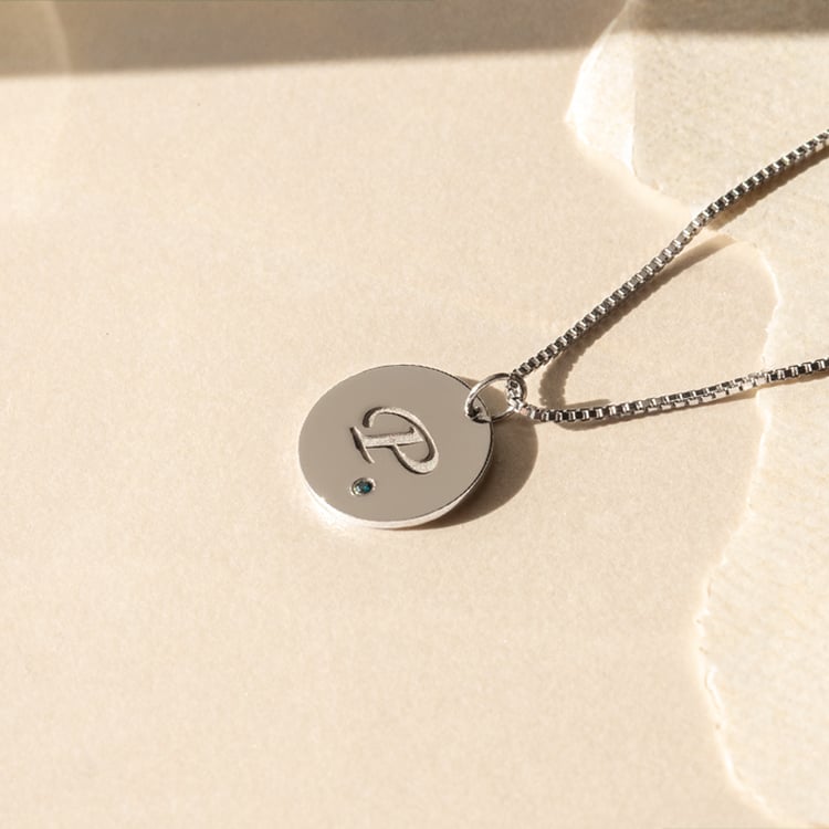 Zlatý prívesok s modrým diamantom a gravírom vašej voľby Lorenzo 139496