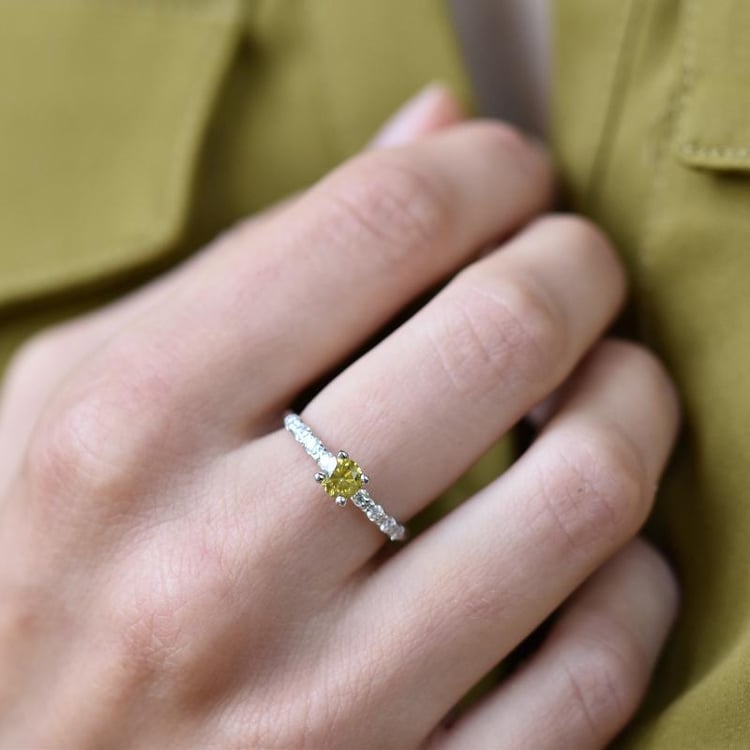 Diamantový prsteň Vonyh 10731