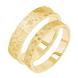 Svadobné obrúčky s atypickým povrchom Lays