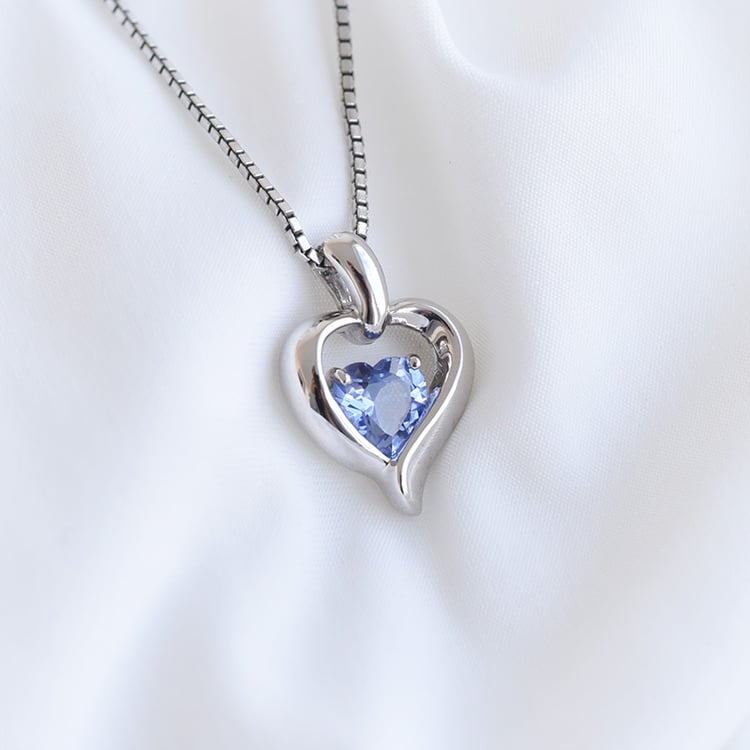 Prívesok s tanzanitom 88850