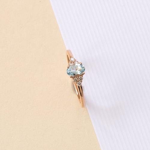 Elegantný prsteň s akvamarínom a diamantmi Kylie